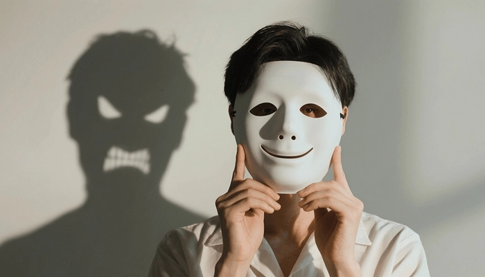 DARVO Manipulation: How to Spot It, How It Works, and How to Protect Yourself